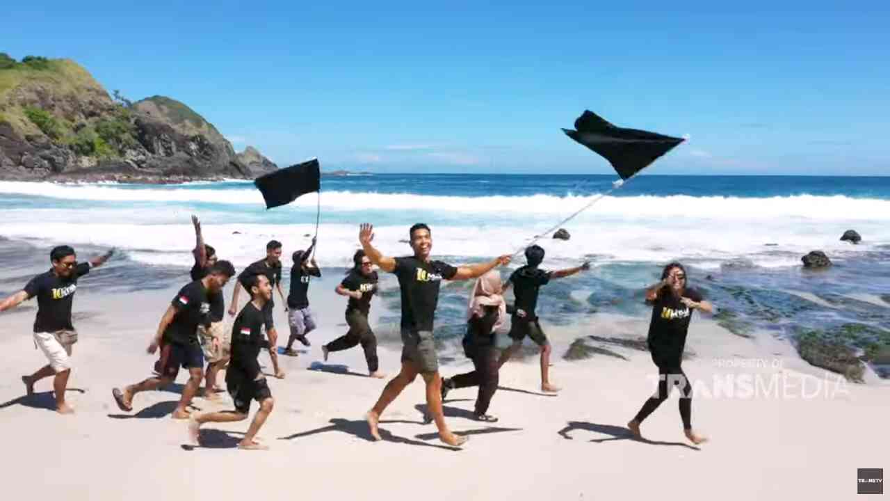Keajaiban Geologis Pantai Telawas Lombok yang Eksotik dan Otentik
