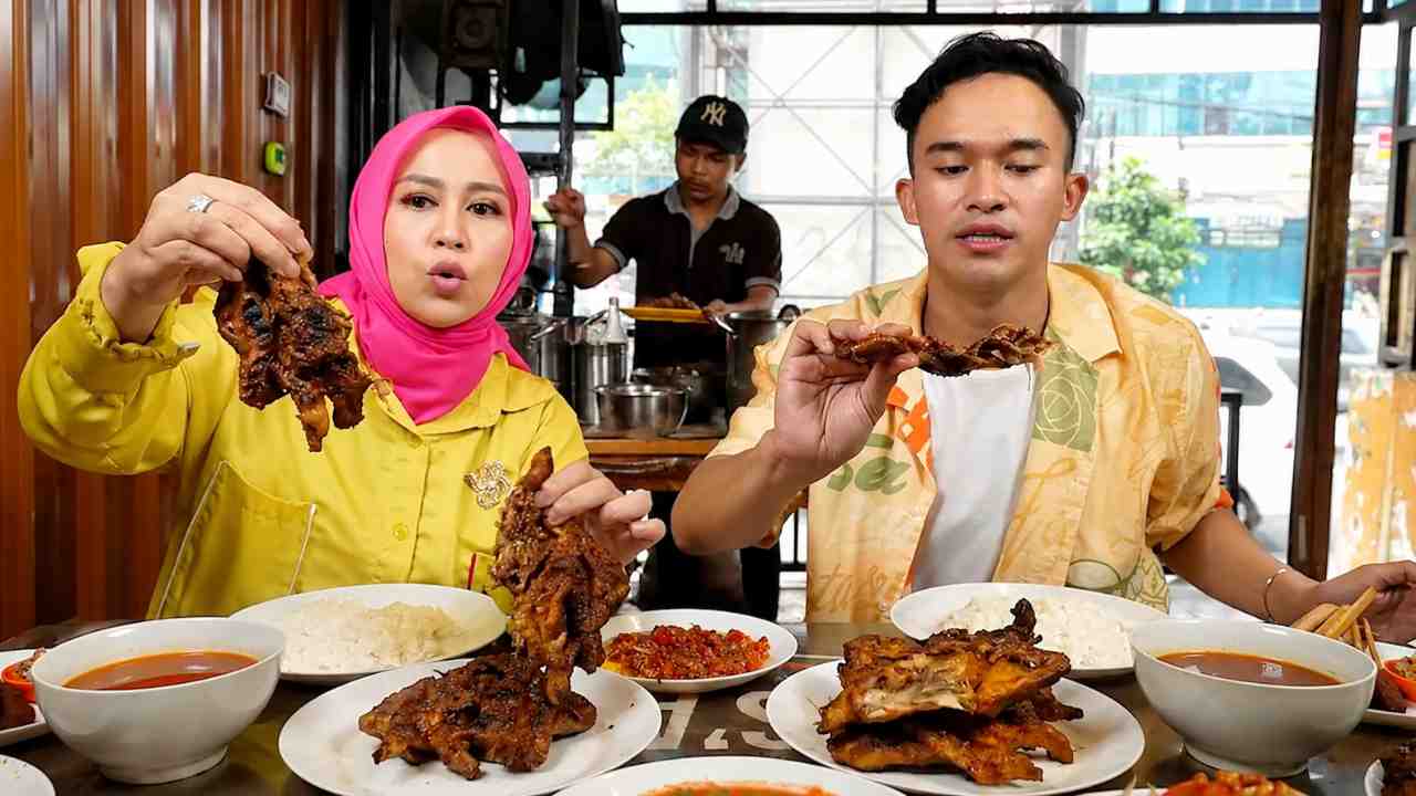 Sajian Ayam Taliwang Enak dengan Keaslian Cita Rasa Lombok Terjaga