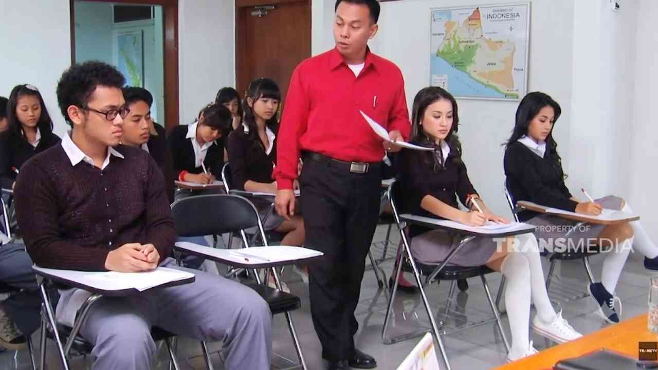SKETSA: Telat Datang Waktu Ujian