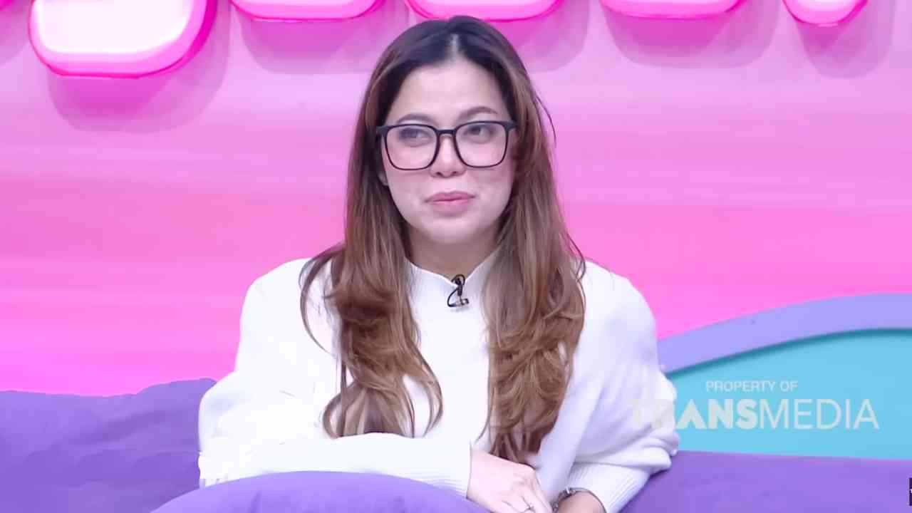 Kelelahan Hadapi Drama, Hubungan drg. Kamelia dengan Ammar Zoni Berakhir