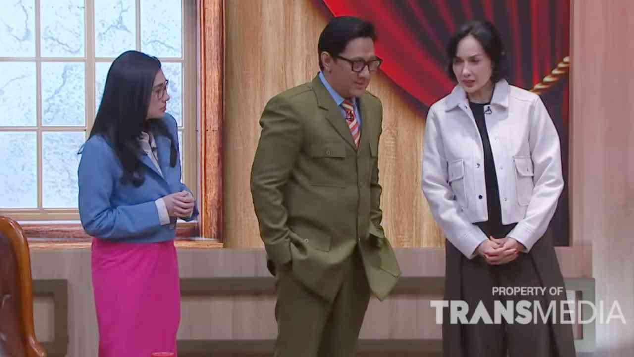 Sara Wijayanto Melihat Makhluk Halus di Ruang Sidang?