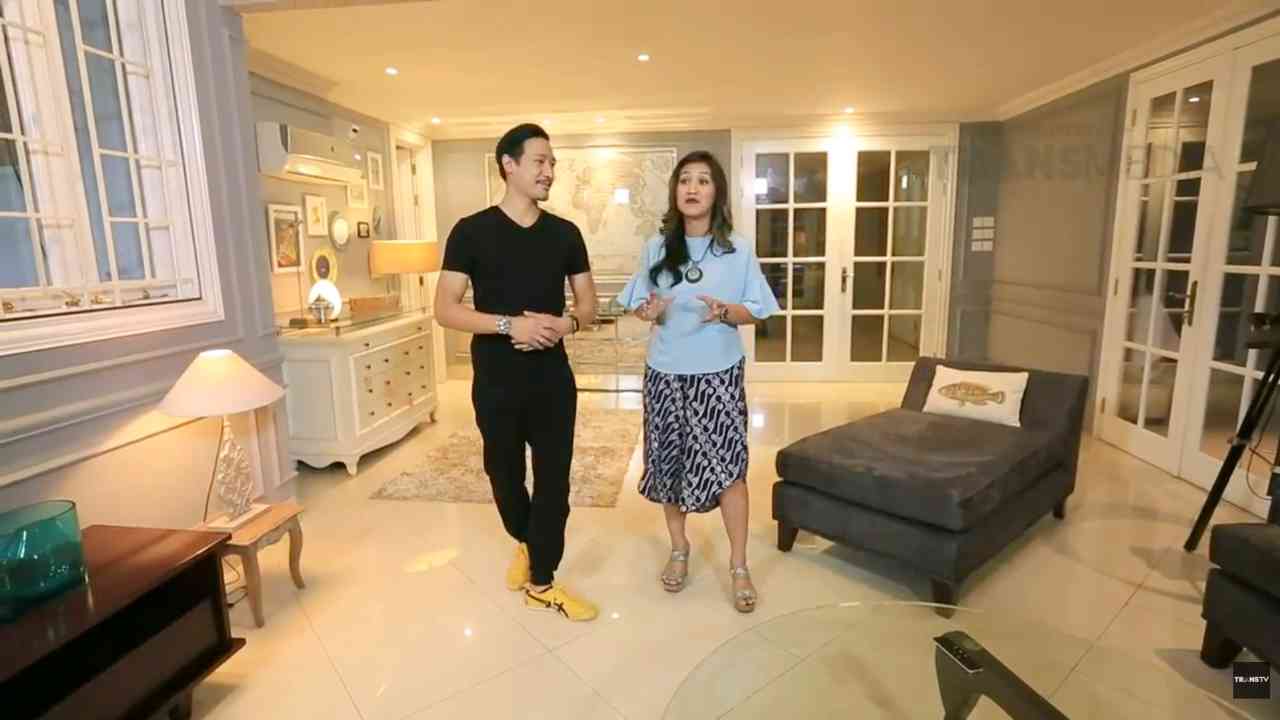 THE PROJECT: Desain Rumah Modern Klasik yang Sederhana tapi Elegan