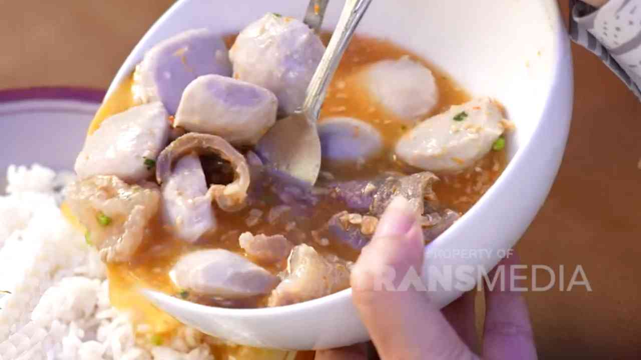 Kelezatan Bakso Gepeng Garing dan Urat Potong di Warung Hidden Gem