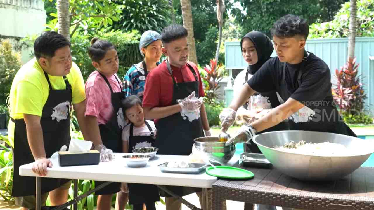 Ada lho, yang Jualan Basreng Menghasilkan Omset 500 Juta!