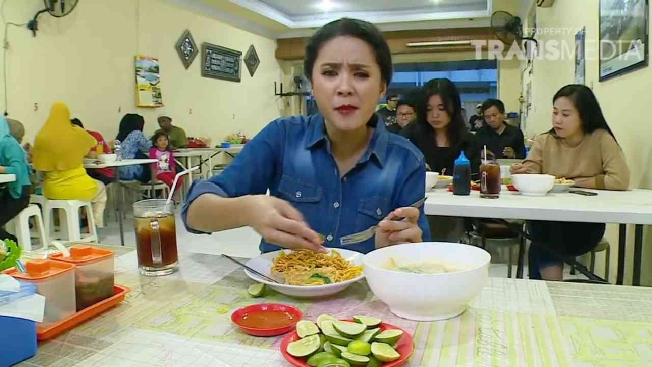 DEMEN MAKAN: Mie Awa Bau Massepe dengan Kuah Istimewa