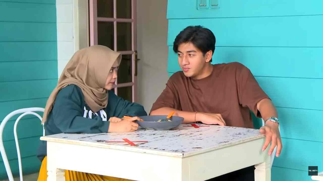 UWU Moment