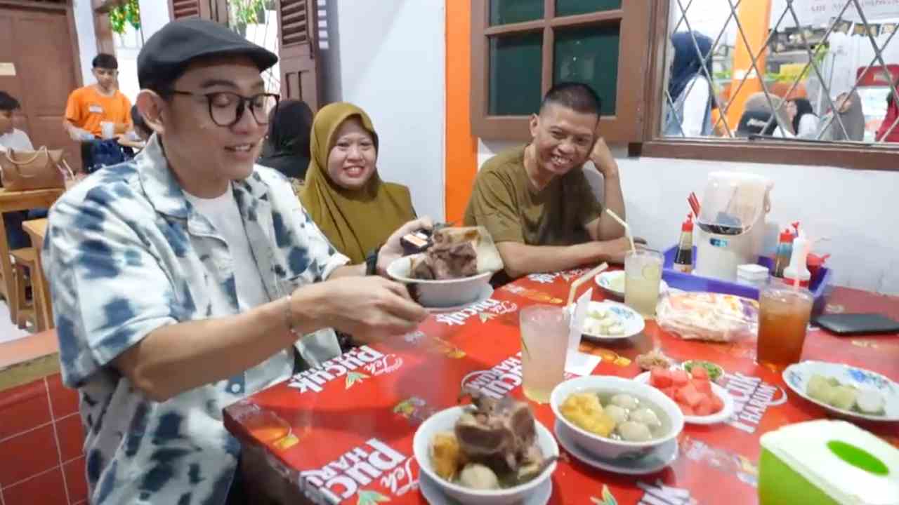 Bosan Makanan Lebaran, Apa Alasan Bakso Selalu Jadi Pelarian Favorit?