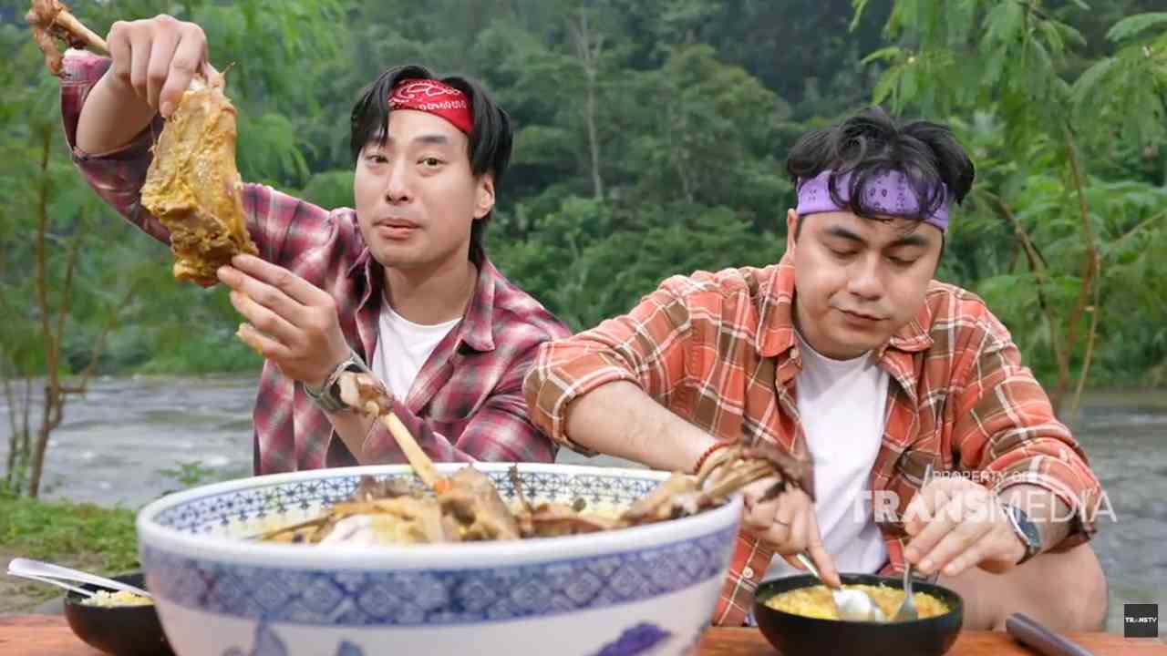 Memasak Tongseng Kambing Bakar Diselimuti Kuah Gurih Kaya Rempah