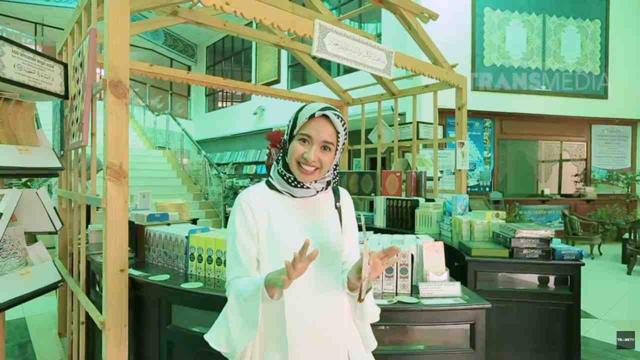 DIARY BELLA: Taman Seni Islam Selangor, dari Penyepuhan Emas hingga Seni Khat