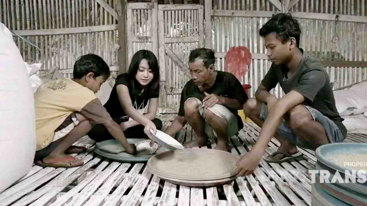 Ingin Membahagiakan Keluarga, walau Hanya Kerja Serabutan