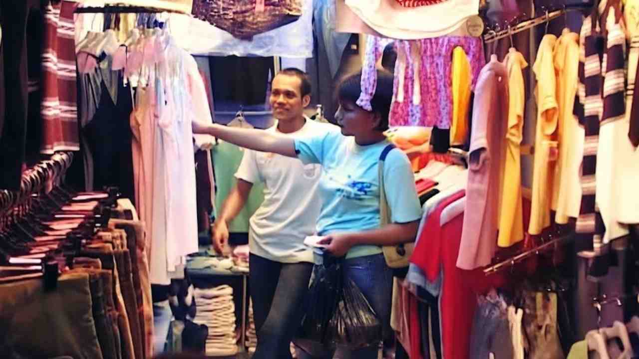 JELANG SIANG: Pasar Ular Jakarta, Jejak Surga Belanja Blackmarket
