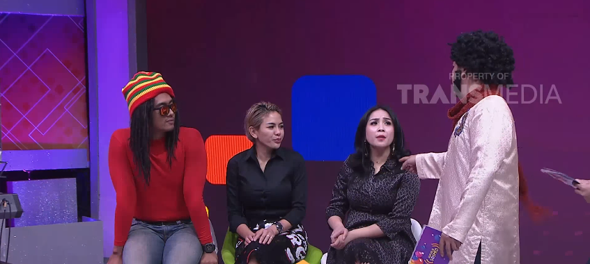 Nikita Lebih Memilih Artis Yang Terkenal Tapi Banyak Sensasinya
