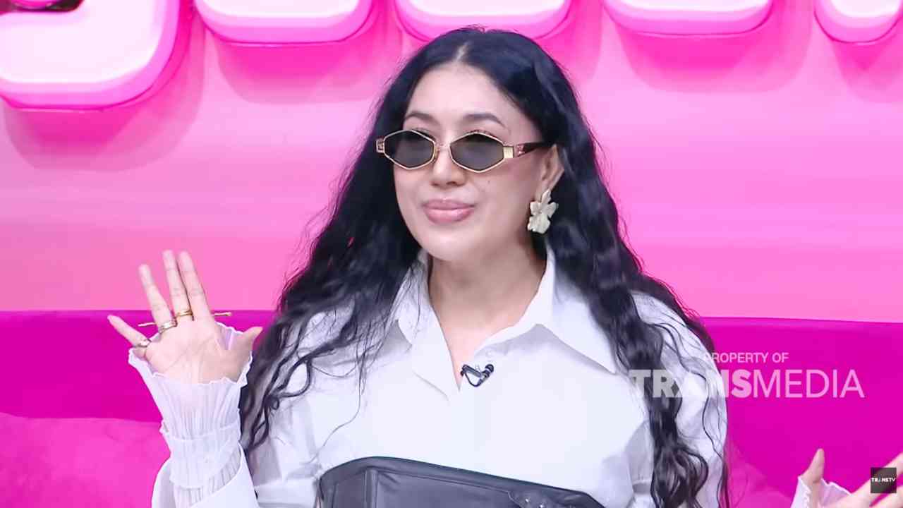 Sania Berencana Menjalani Operasi Plastik, Memang Kenapa?