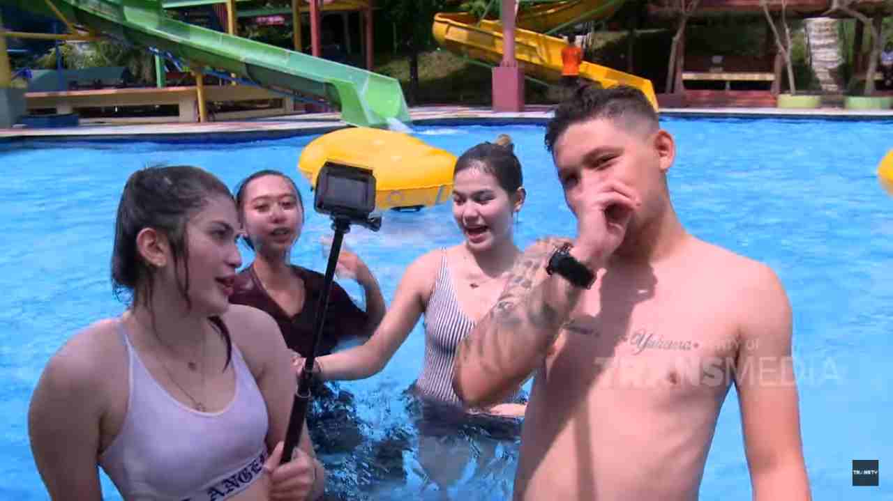 trans tv celebrity on vacation kota purwakarta