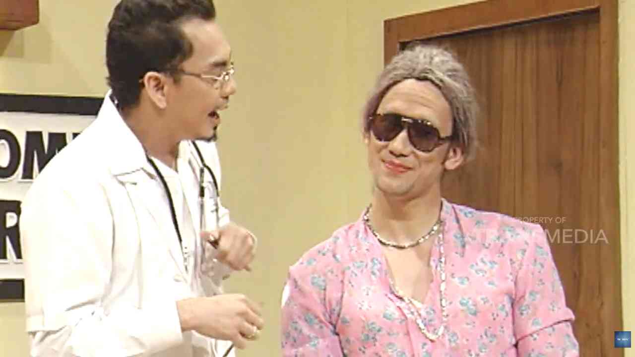 EXTRAVAGANZA: Panti Jompo Bikin Ribet