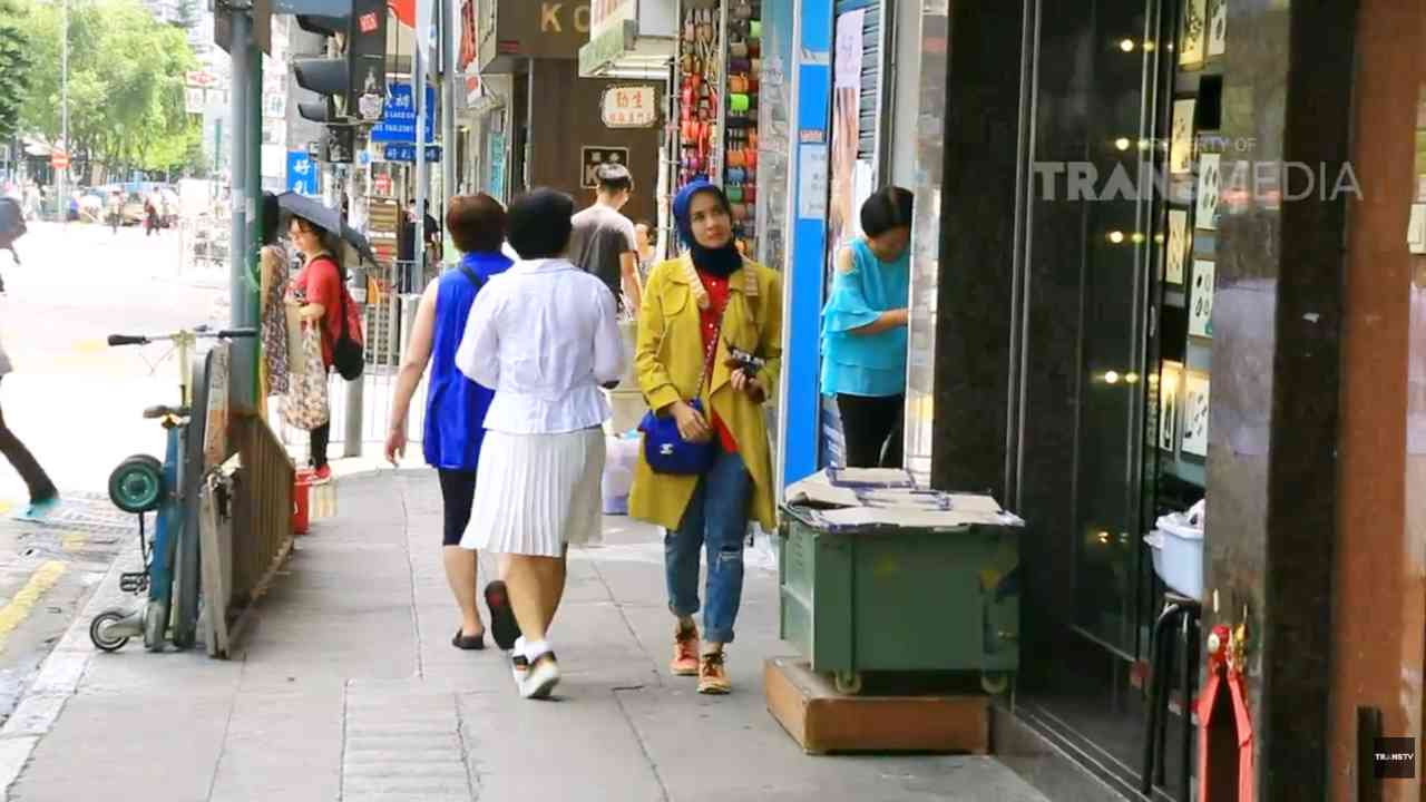 DIARY BELLA: Menjelajahi Hong Kong, Labirin Modernitas di Balik Pencakar Langit