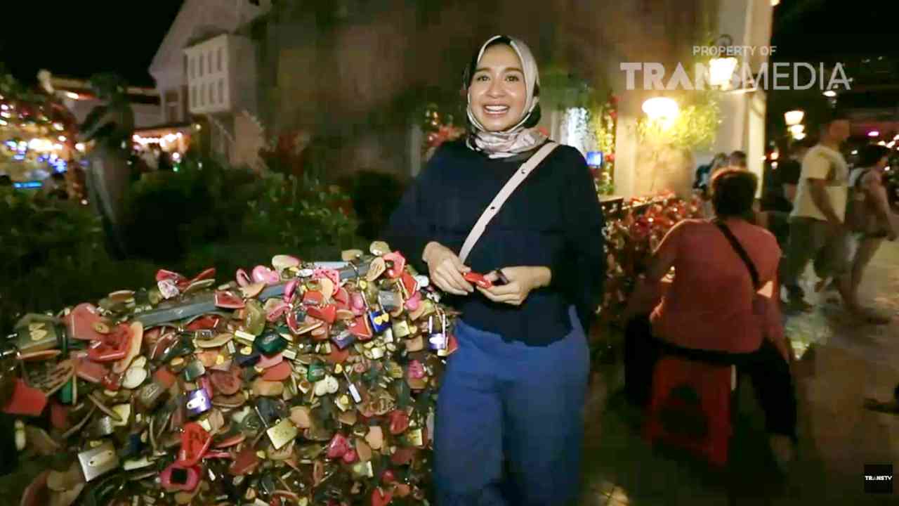 DIARY BELLA: Asiatique Bangkok, Peninggalan Era Lampau Kini Jadi Surga Belanja