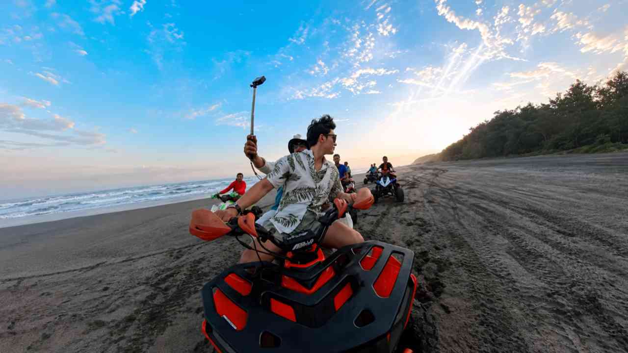 Celebrity on Vacation
