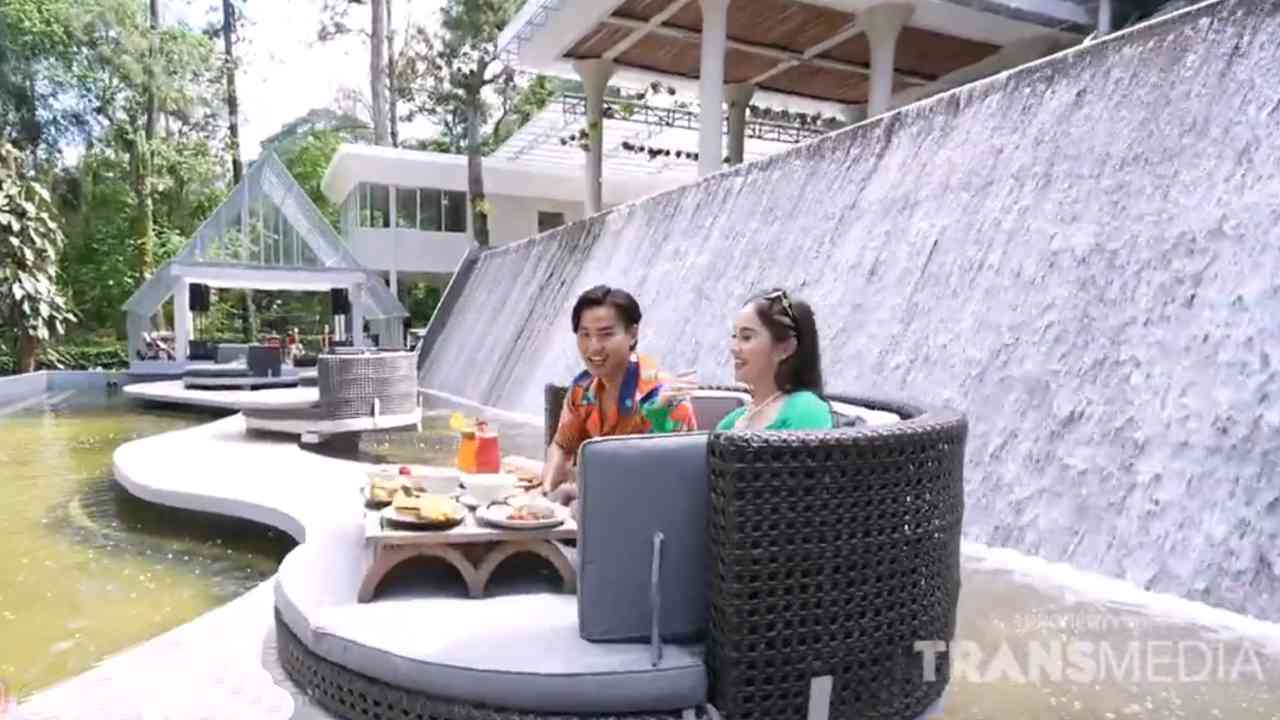 Heha Waterfall, Cisarua, Tak Hanya Menampilkan Keindahan Air Terjun