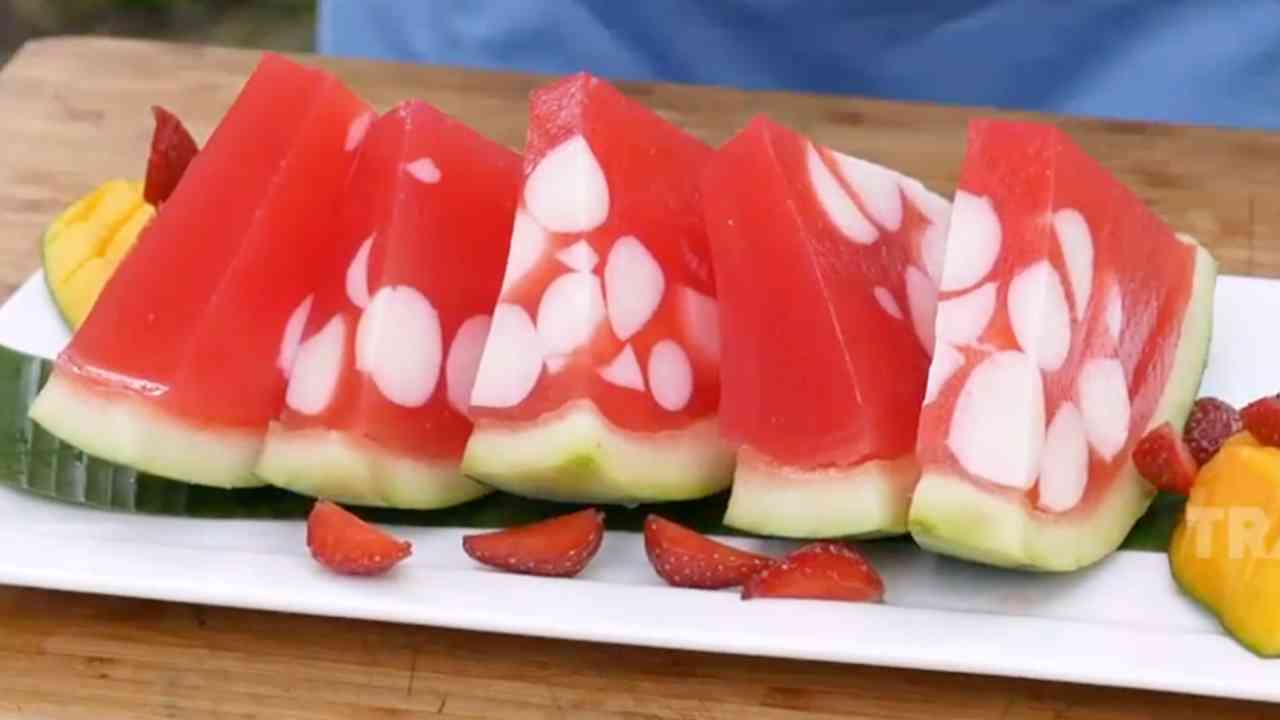 Puding Semangka Manis dan Segar sebagai Teman di Waktu yang Pas
