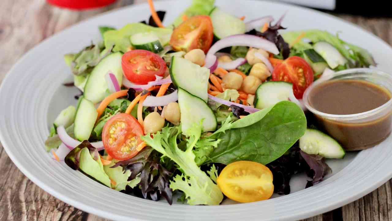 Manfaat Salad dengan Kandungan Serat Melimpah untuk Kesehatan Tubuh