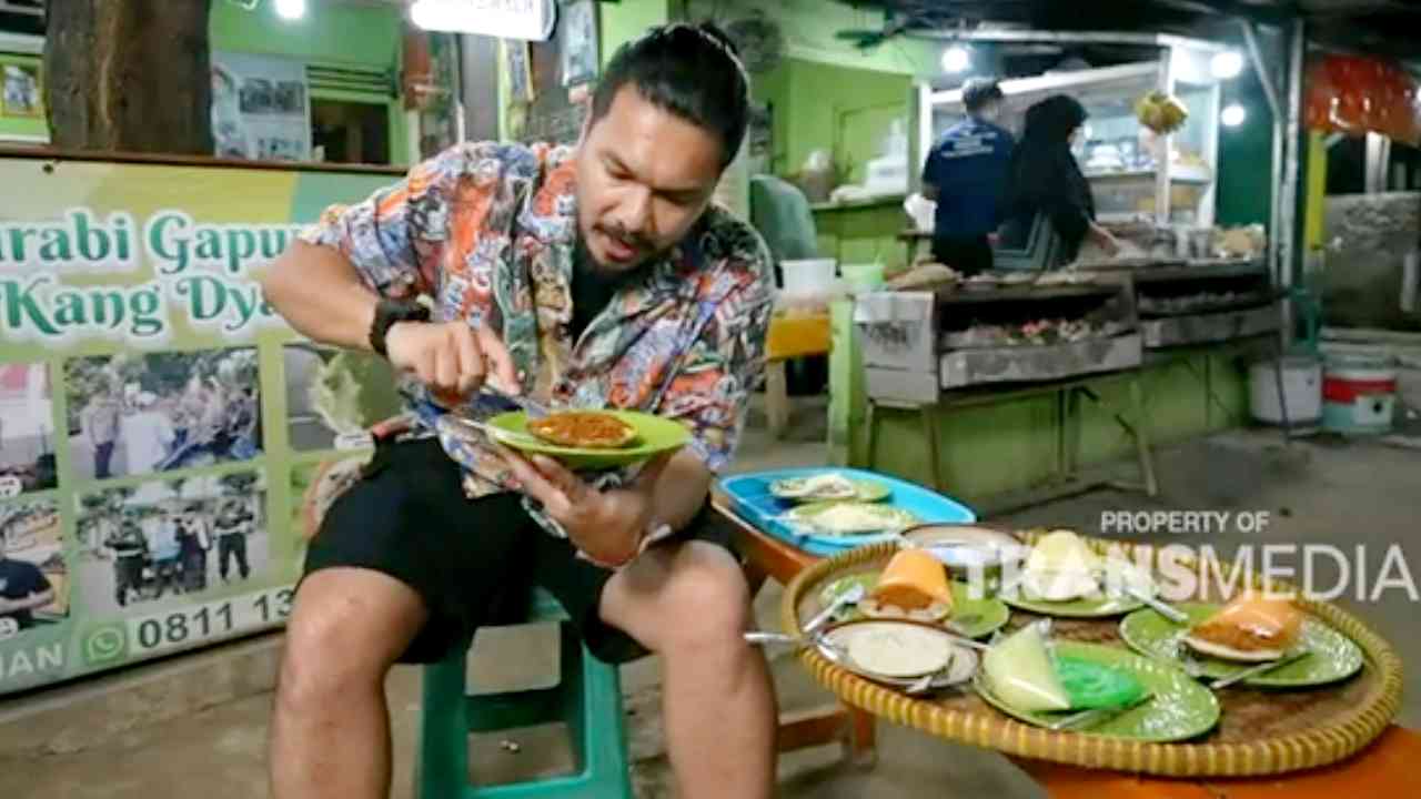 Surabi Purwakarta Legendaris, dari Rasa Polos hingga Durian Asli