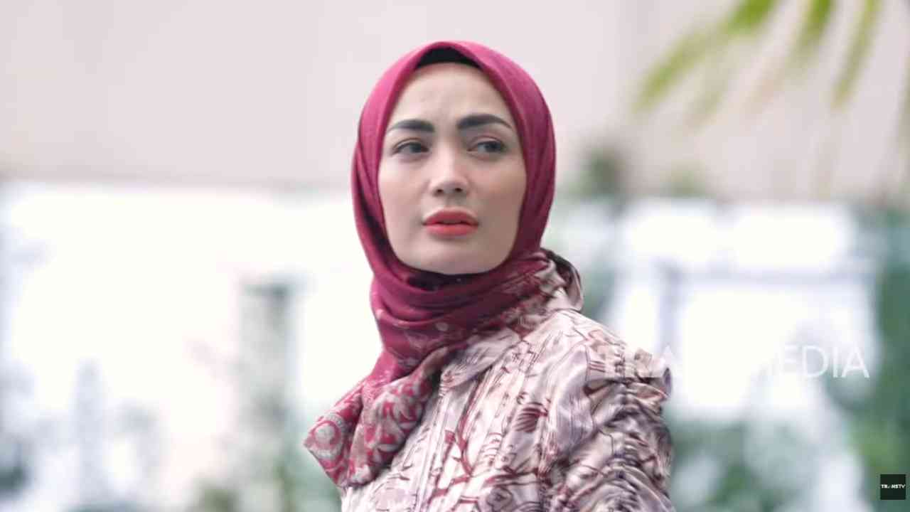 Cerita di Balik Hijab