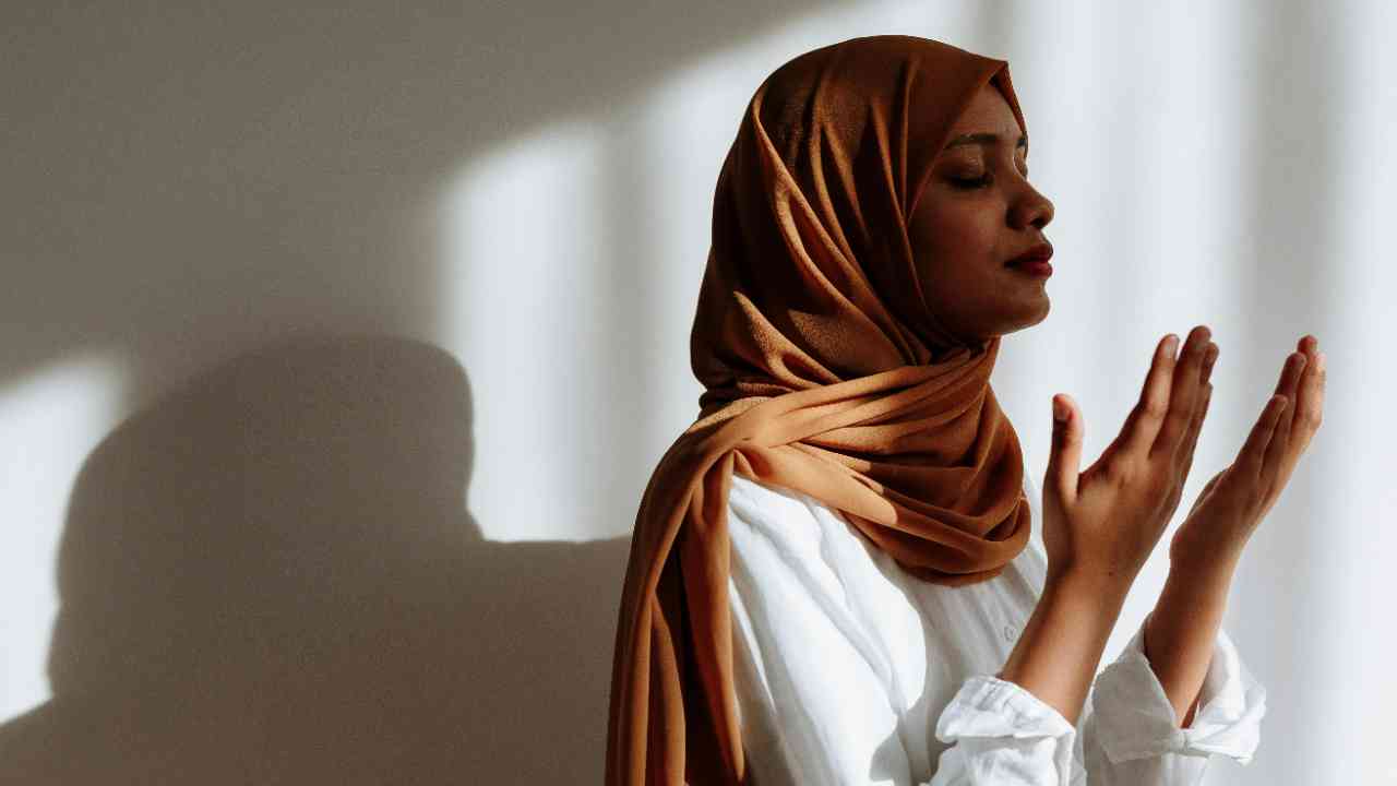 Memahami Doa yang Dibenci Allah dan Eesensi Doa yang Benar