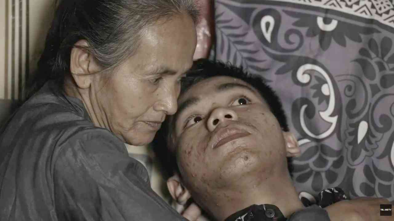 Mengurus Anak Disabilitas Sendiri, Berjuang Mambahagiakannya