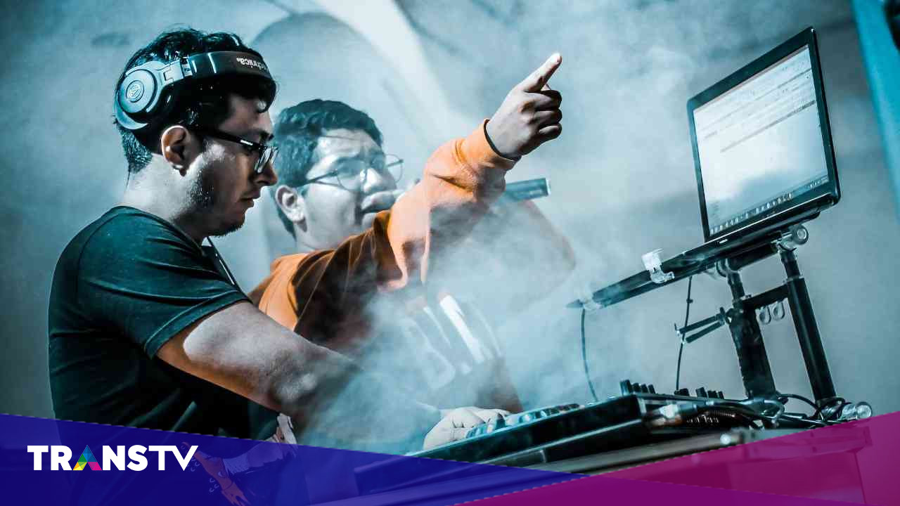 SISI LAIN: Serunya Menjalani Profesi DJ Di Klub Malam - Trans TV