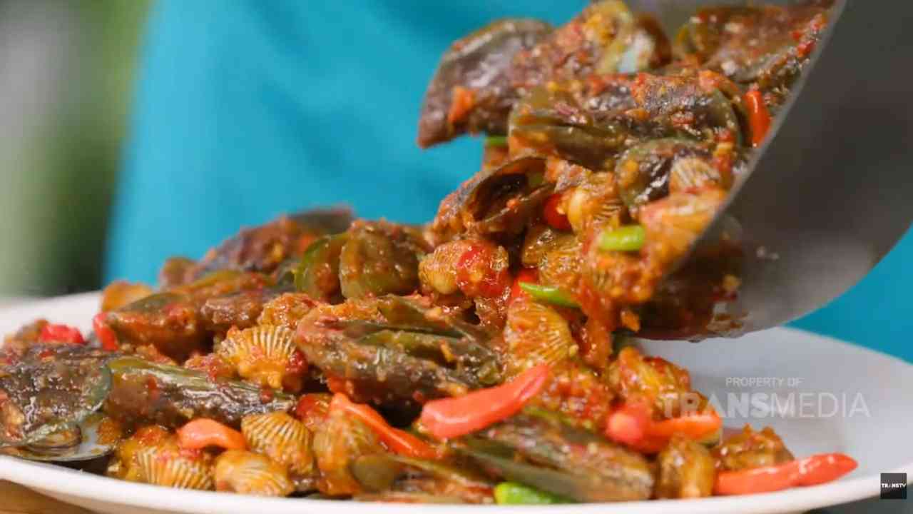 Kerang Saus Merah, Menu Seafood Istimewa yang Menggugah Selera