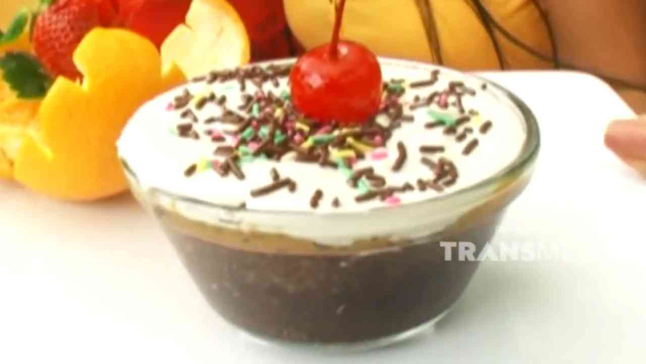 ALA CHEF: Puding Karamel Cokelat yang Lembut dan Manis