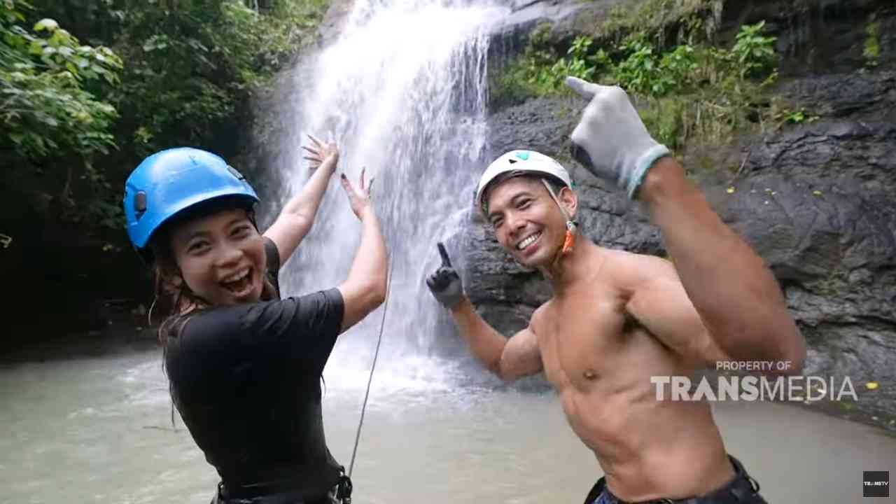 Curug Cisadang Hadirkan Harmoni Alam dan Adrenalin di Pandeglang