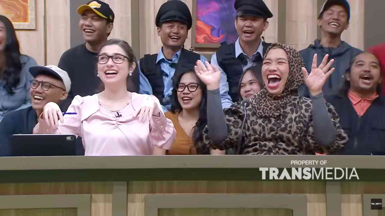 Mpok Citra Banyak Banget Bisanya, Ngelucu Ayo, Masak juga Ayo!