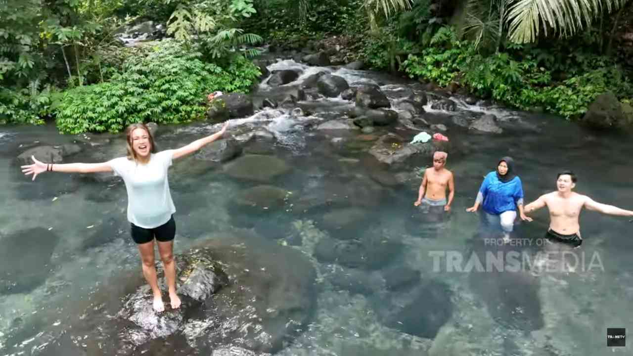 Desa Wisata Sesaot Punya Panorama Keindahan Sungai yang Jernih