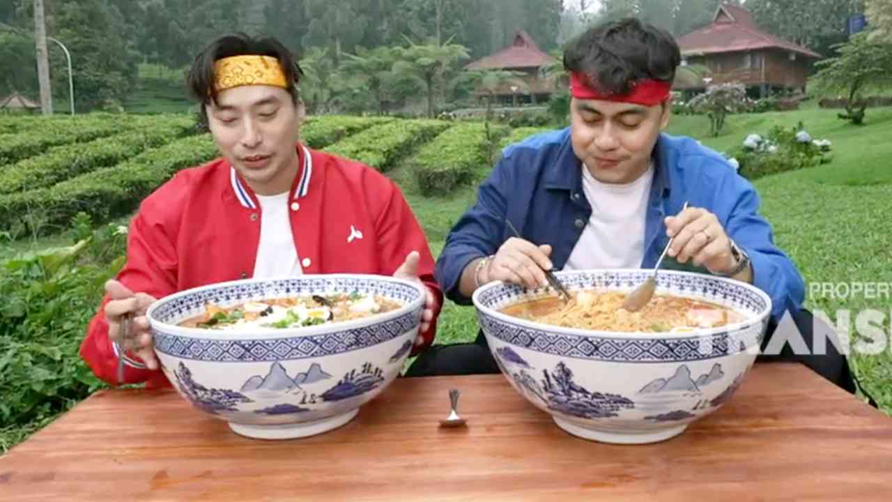 Gimana ya, Rasanya Melahap Rapokki ukuran Jumbo?