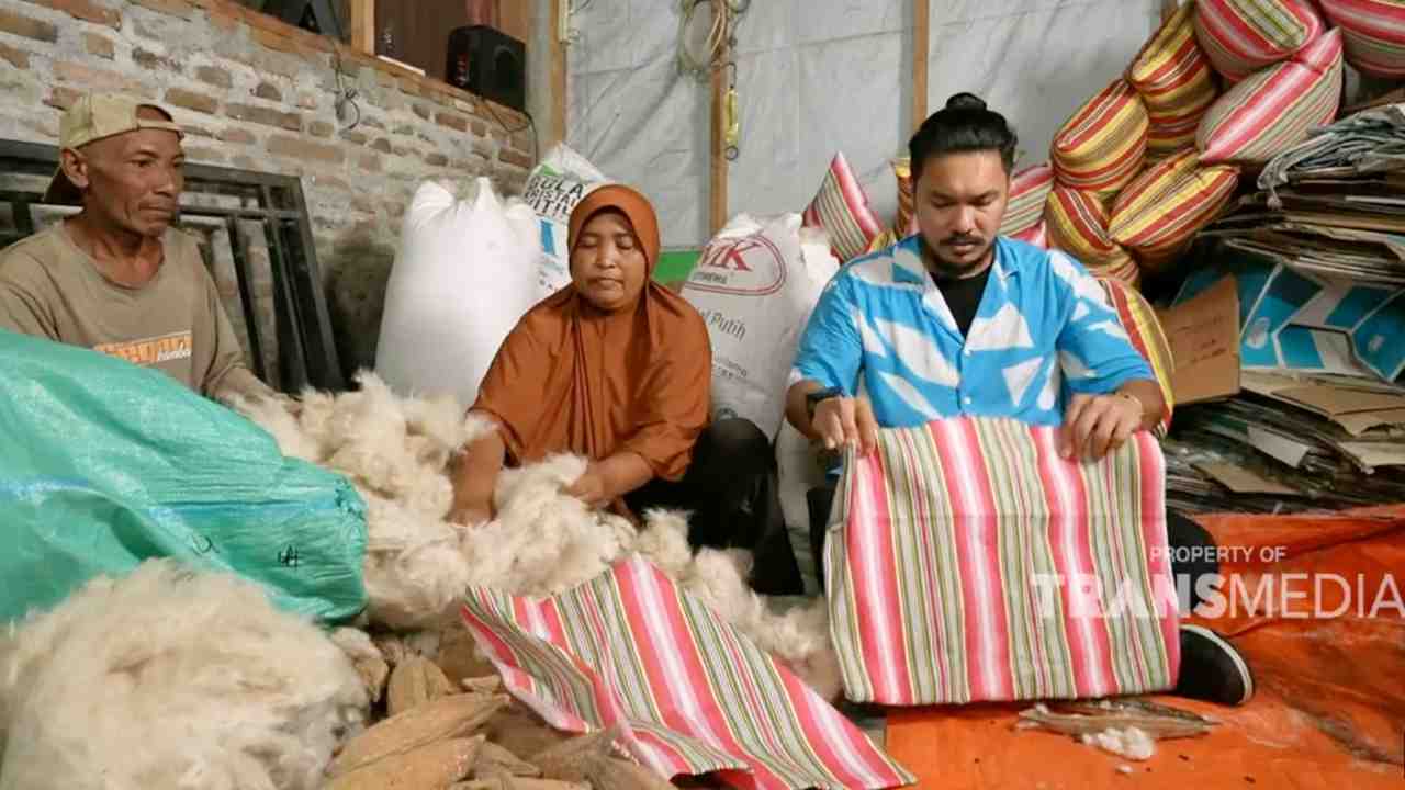 Desa Imogiri, Jantung Produksi Kasur Kapuk Tradisional di Yogyakarta