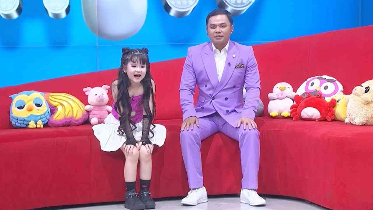 Ariana Si Multitalenta Jadwalnya Full Terus!