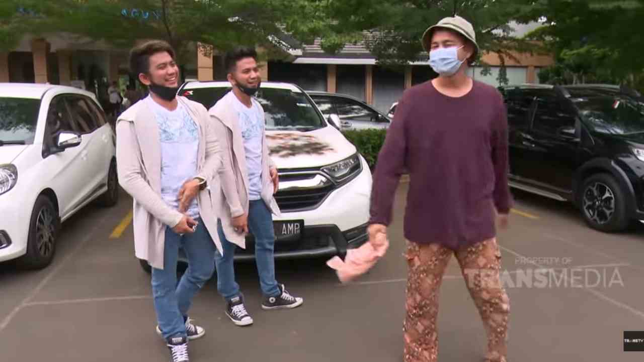 Rizky - Ridho Merasakan Sulitnya Mengamen