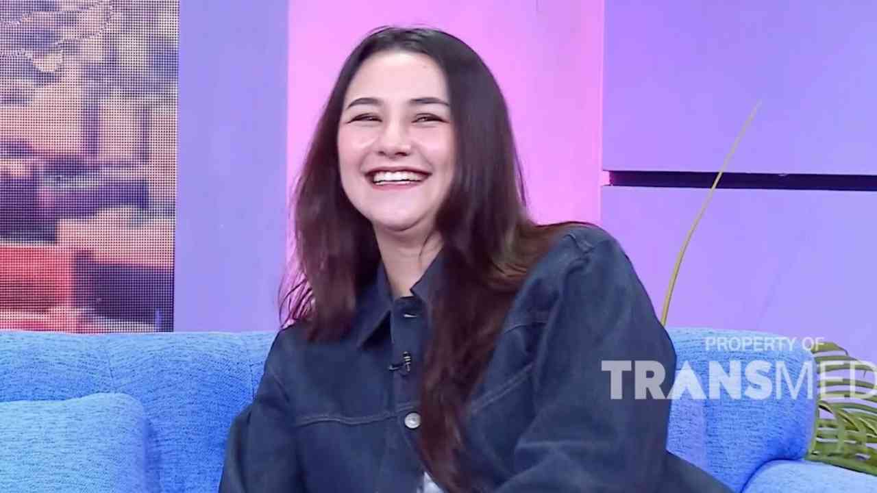 Dahlia Poland Kini Punya Pacar Baru, Berawal dari Pertemuan Tak Terduga