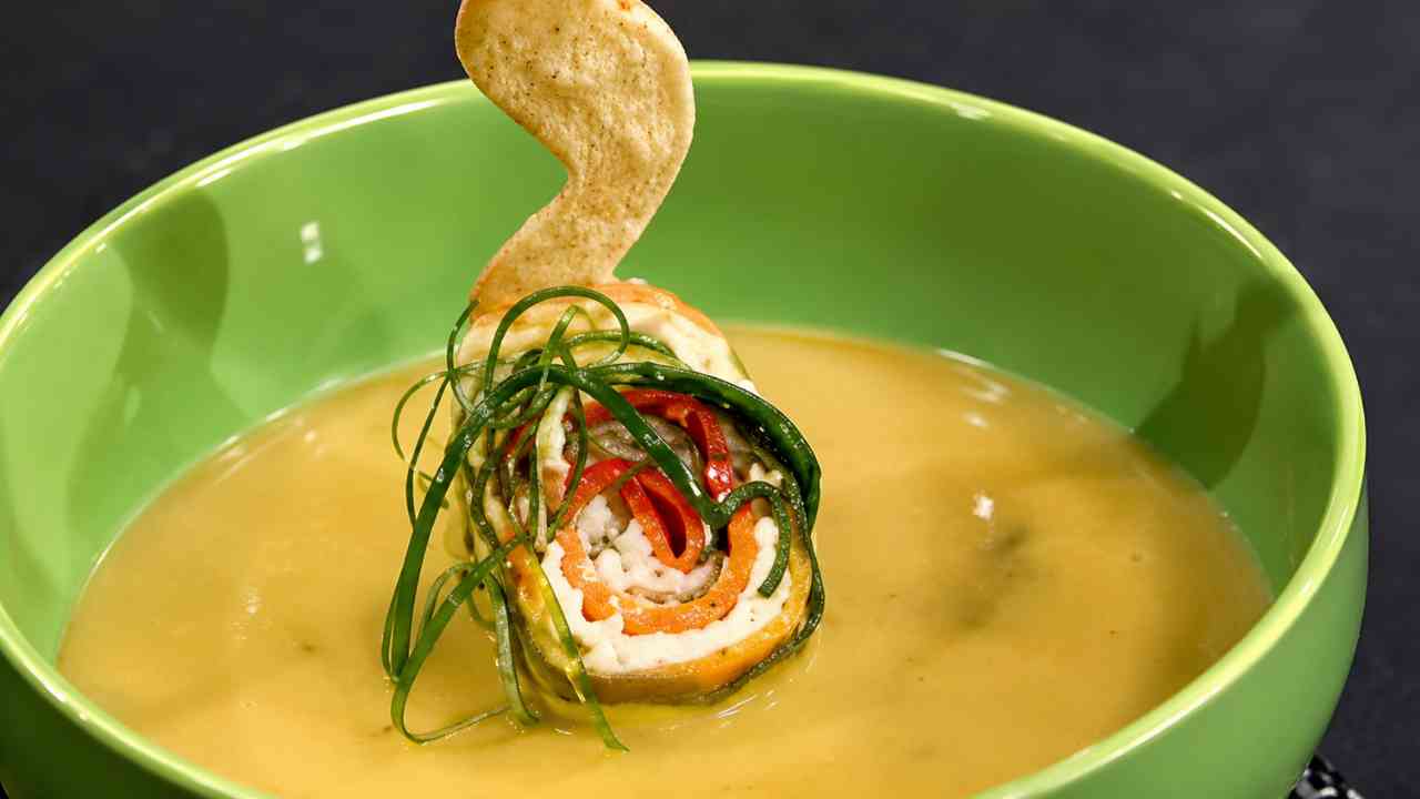 DAPUR PINTAR: Sup Labu Kuning Rumahan yang Kental, Gurih, dan Praktis