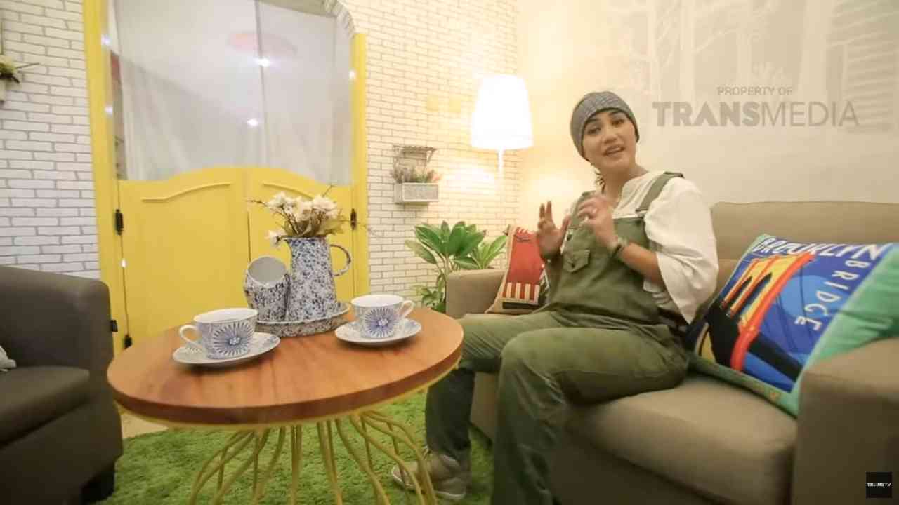 THE PROJECT: Merancang Ruang Tamu Nyaman di Area yang Terbatas