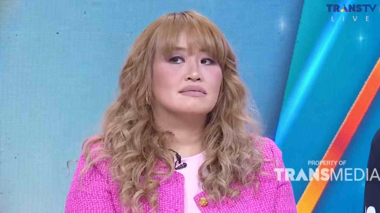 Pinkan Mambo Kerap Live di Jalan, Mengaku Hanya Ingin Bertahan Hidup