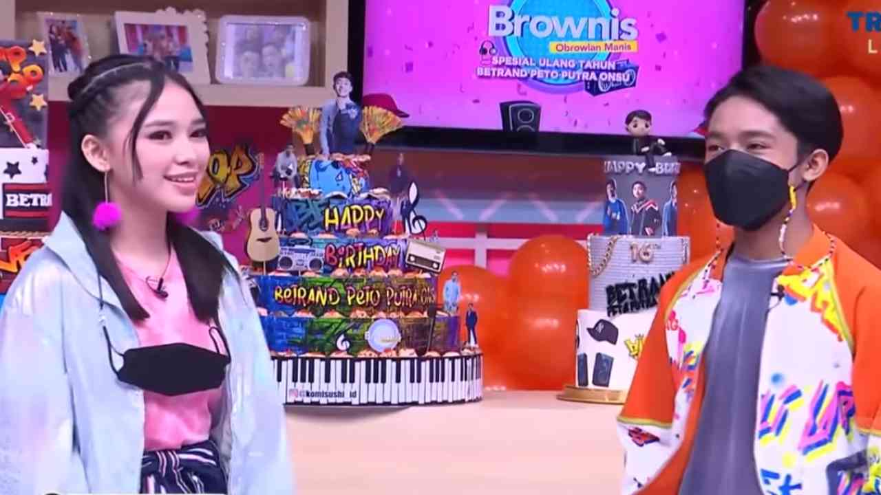 Brownis
