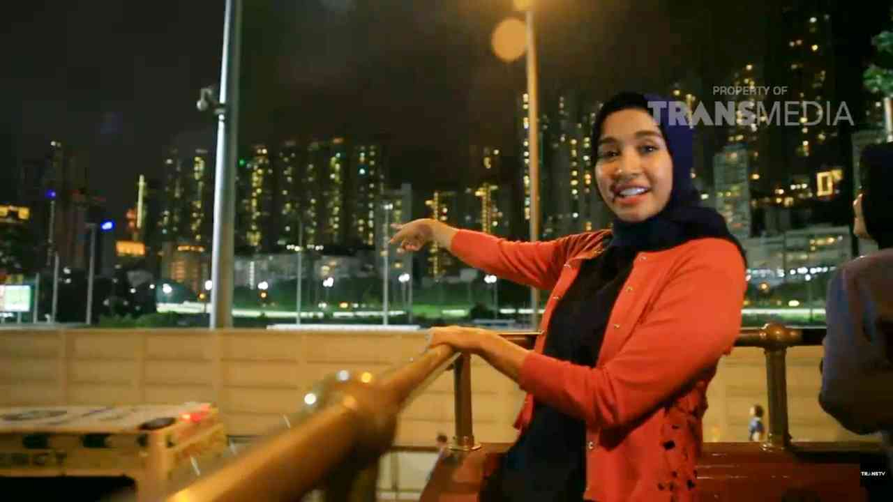 DIARY BELLA: Wisata Malam Hong Kong yang Modern dan Gemerlap