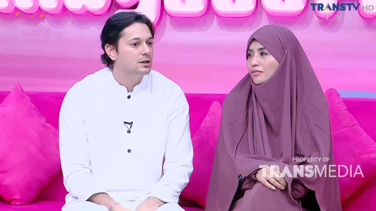 Benarkah Andrew Andika dan Violentina Kaif Menikah di Saat Umrah?