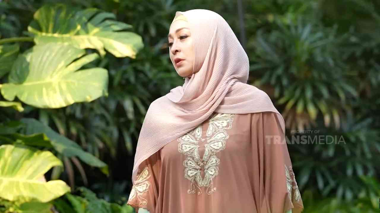 Cerita di Balik Hijab