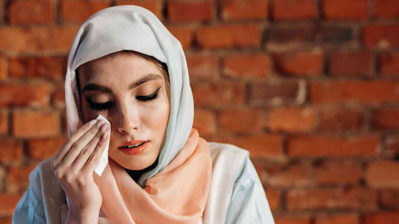 Hikmah Tetesan Air Mata di Dunia Niscaya Menjadi Cahaya di Akhirat