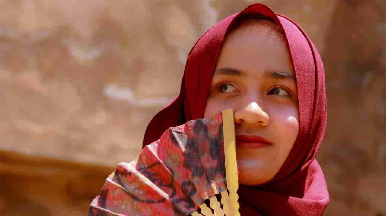 BASMALAH: Kecantikan Sesuai Syariat, Harmoni Lahiriah dan Kesalehan Hati