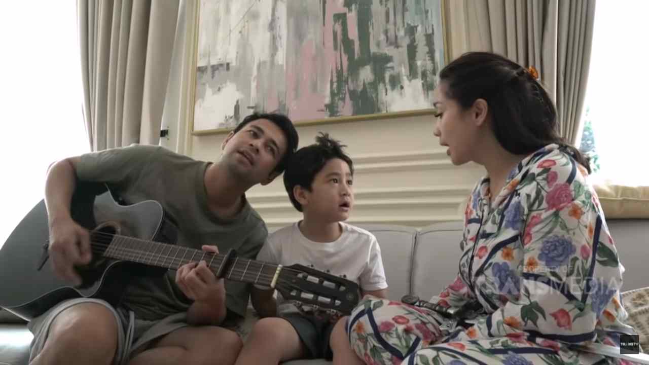 Janji Suci Raffi dan Gigi